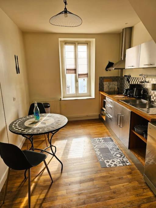 Appartement La Roche-Bernard - 60M² Plein Centre Dış mekan fotoğraf